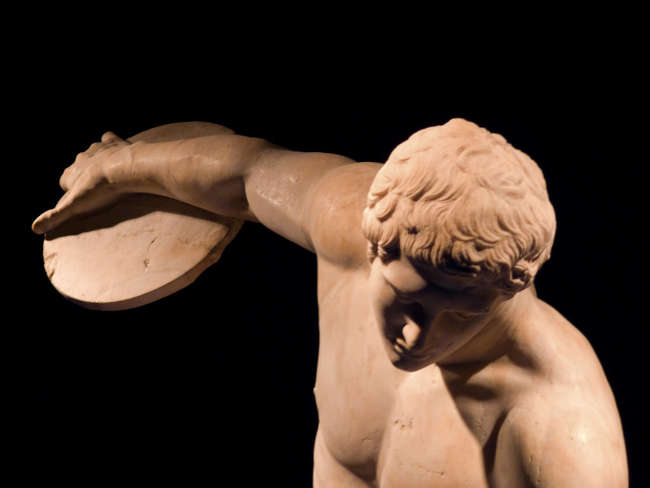Del Bronce Original a las Copias en Mármol