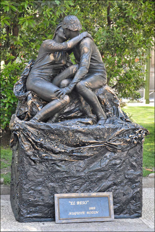 Historia y Origen de “El Beso”