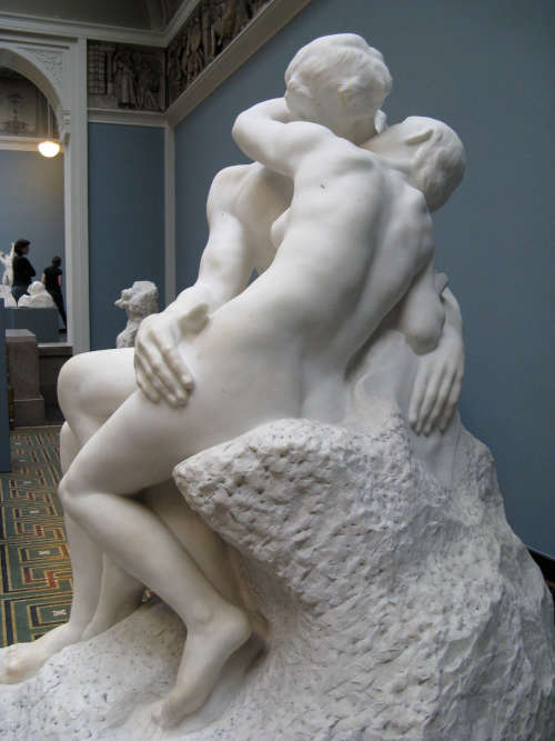 Significado y Simbolismo en el beso Rodin